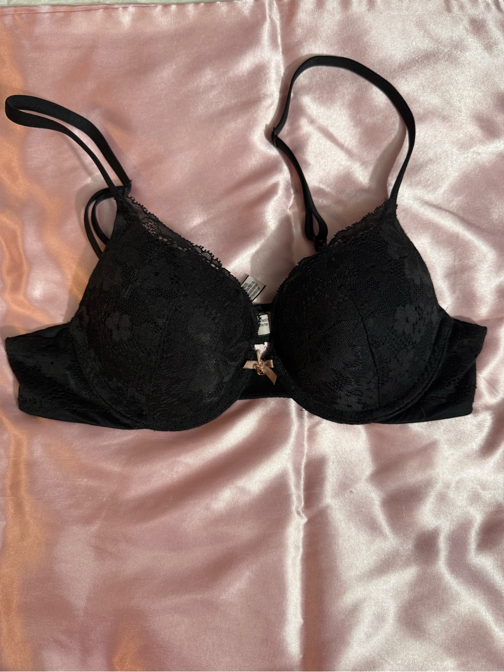 Victoria's Secret Black Lace Push-Up Bra with Bow Charm
